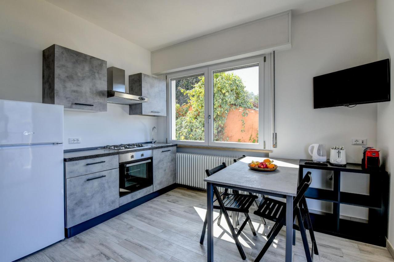 Studio Baldo - Brenzone Holiday Apartments Bagian luar foto