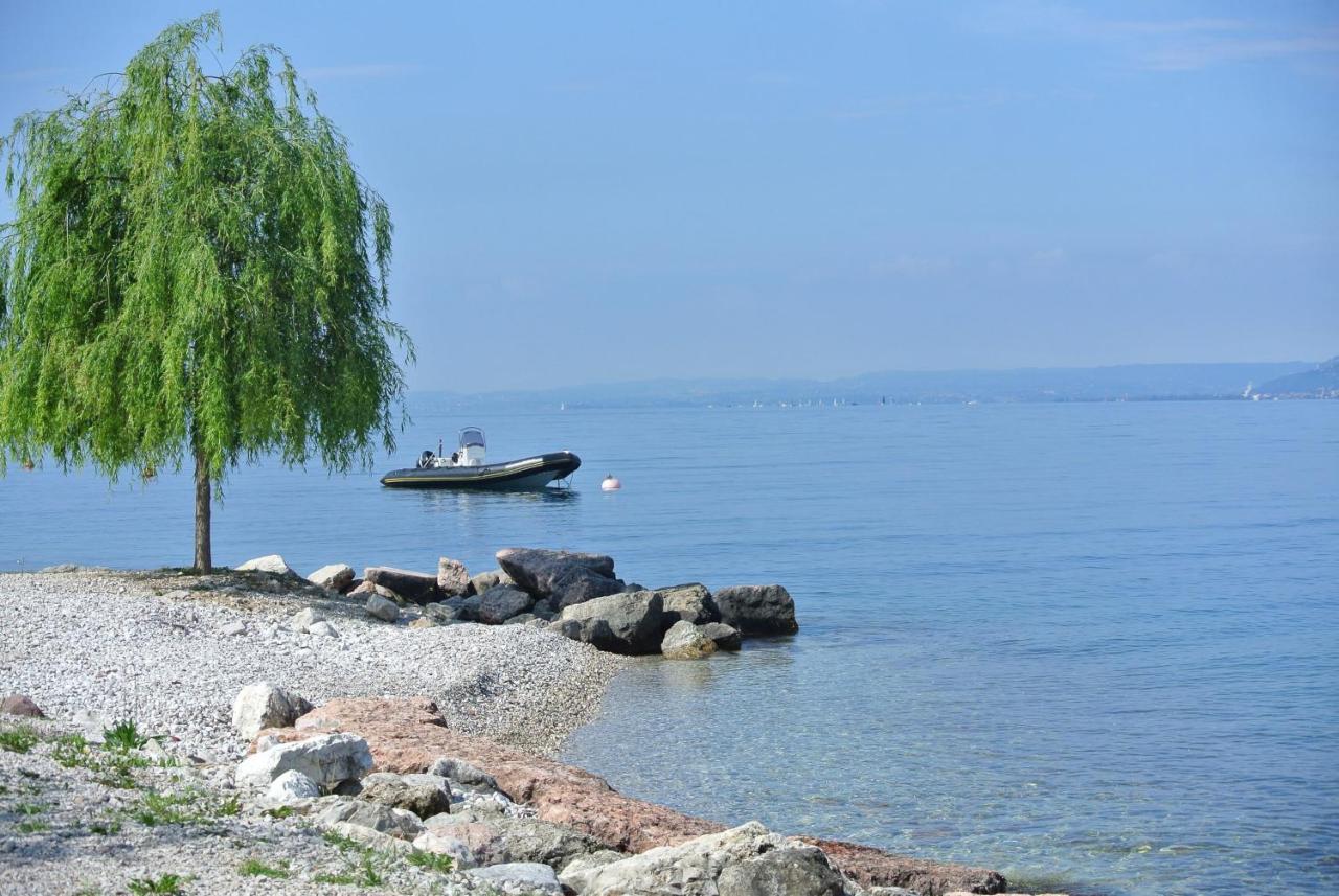 Studio Baldo - Brenzone Holiday Apartments Bagian luar foto