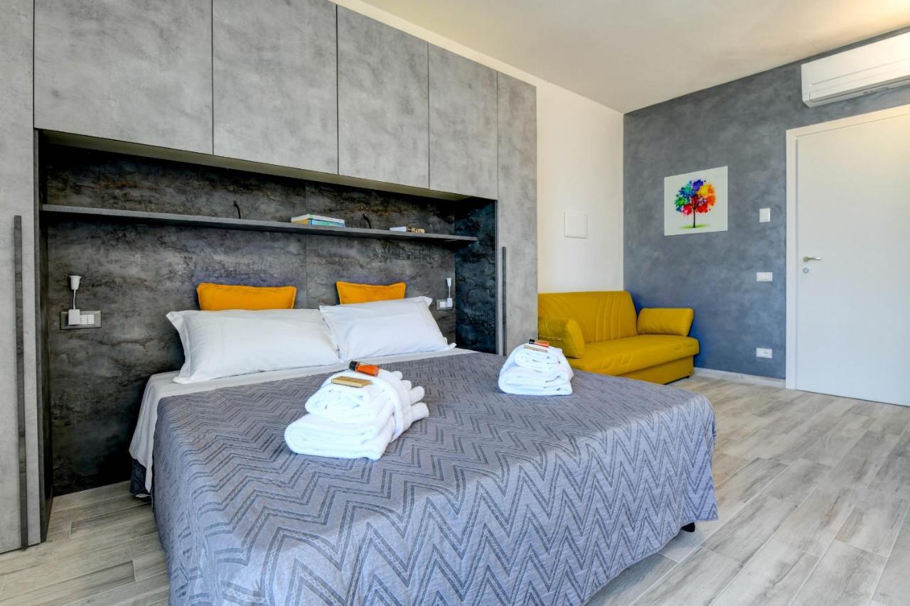Studio Baldo - Brenzone Holiday Apartments Bagian luar foto