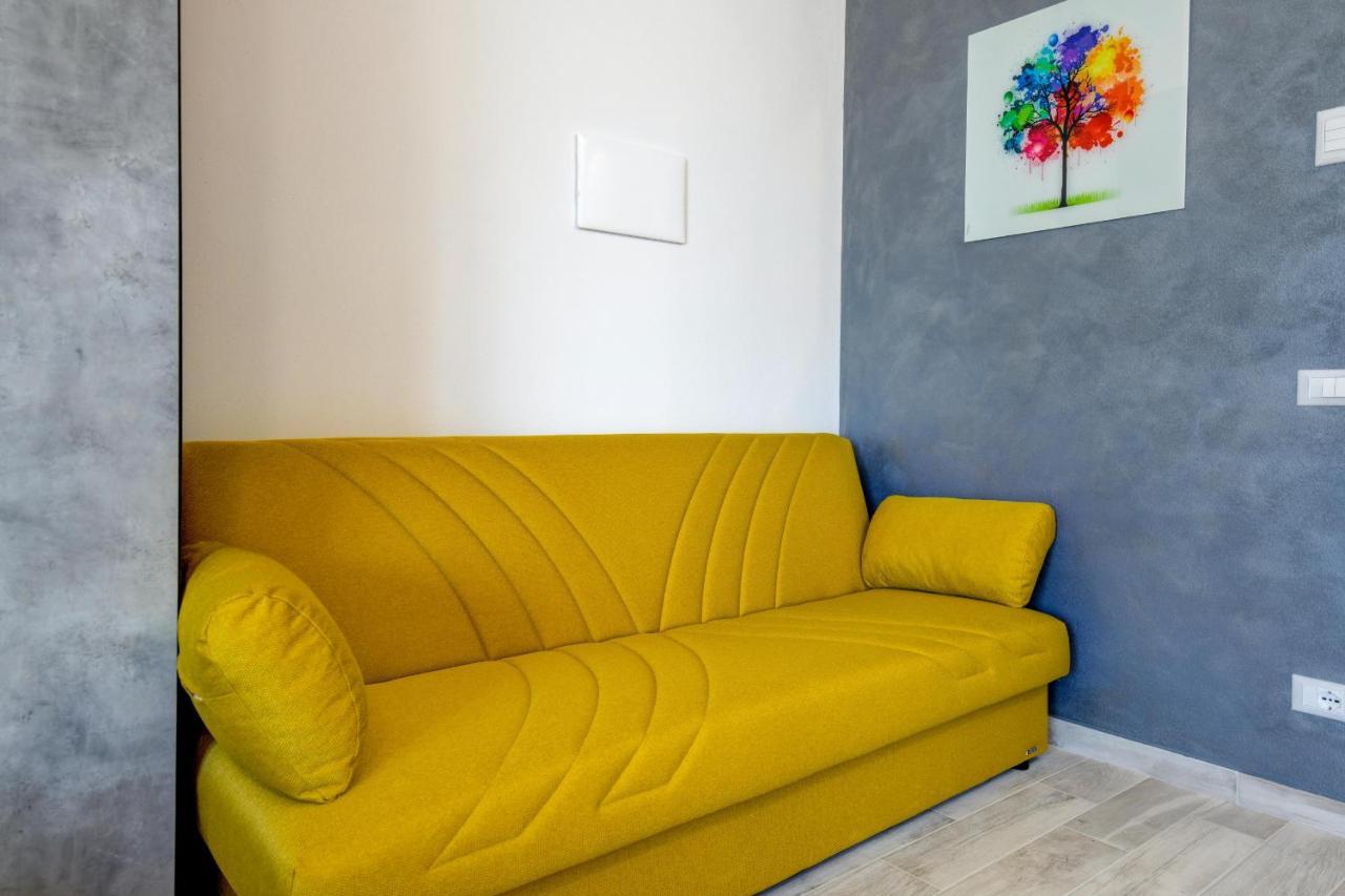 Studio Baldo - Brenzone Holiday Apartments Bagian luar foto