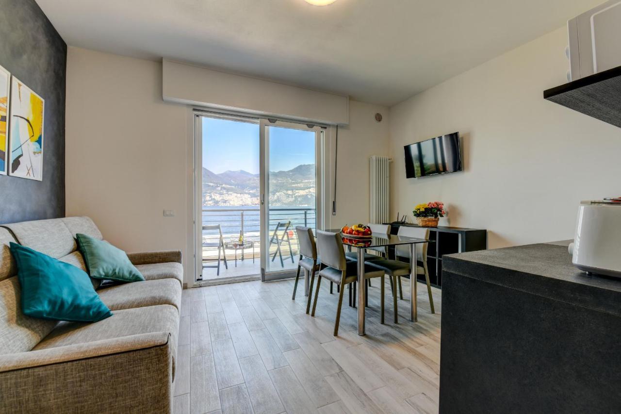 Studio Baldo - Brenzone Holiday Apartments Bagian luar foto